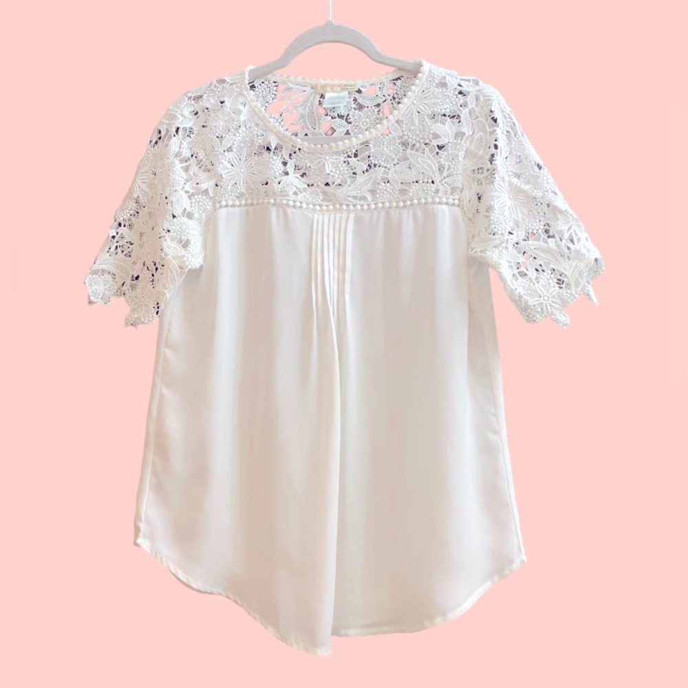 A’Gaci Lacey white blouse Size L